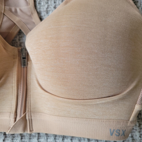 VSX 32D - Picture 2 of 4